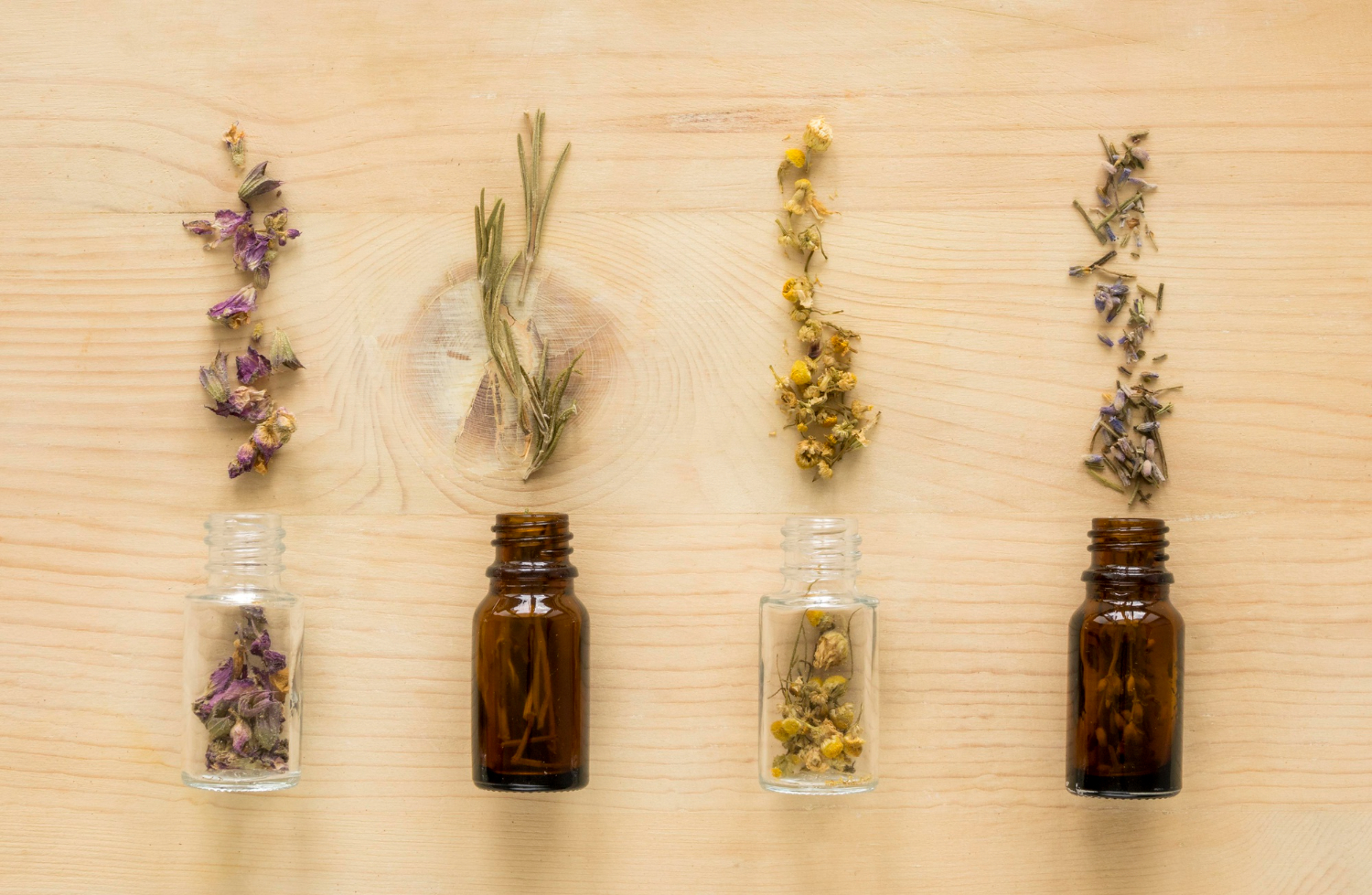 Terápiás esszenciális olaj keverékek