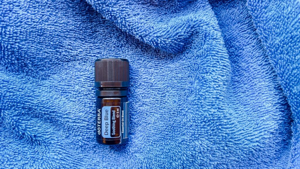 doterra, deep blue, oils, essential, aromatherapy, oil, therapy, alternative, herbal, herbs, aromatic, wellness, relaxation, fresh, health, creeping mistletoe, camphor, peppermint, blue varicose veins, blue chamomile, italian straw pair, ylang ylang, osmanthus, textile, blue wellness, blue therapy, doterra, doterra, doterra, doterra, doterra, camphor, peppermint